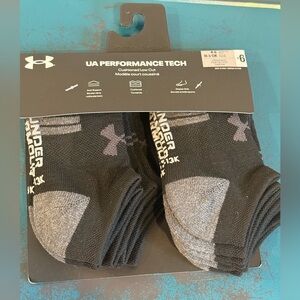 NIB Kids UA socks